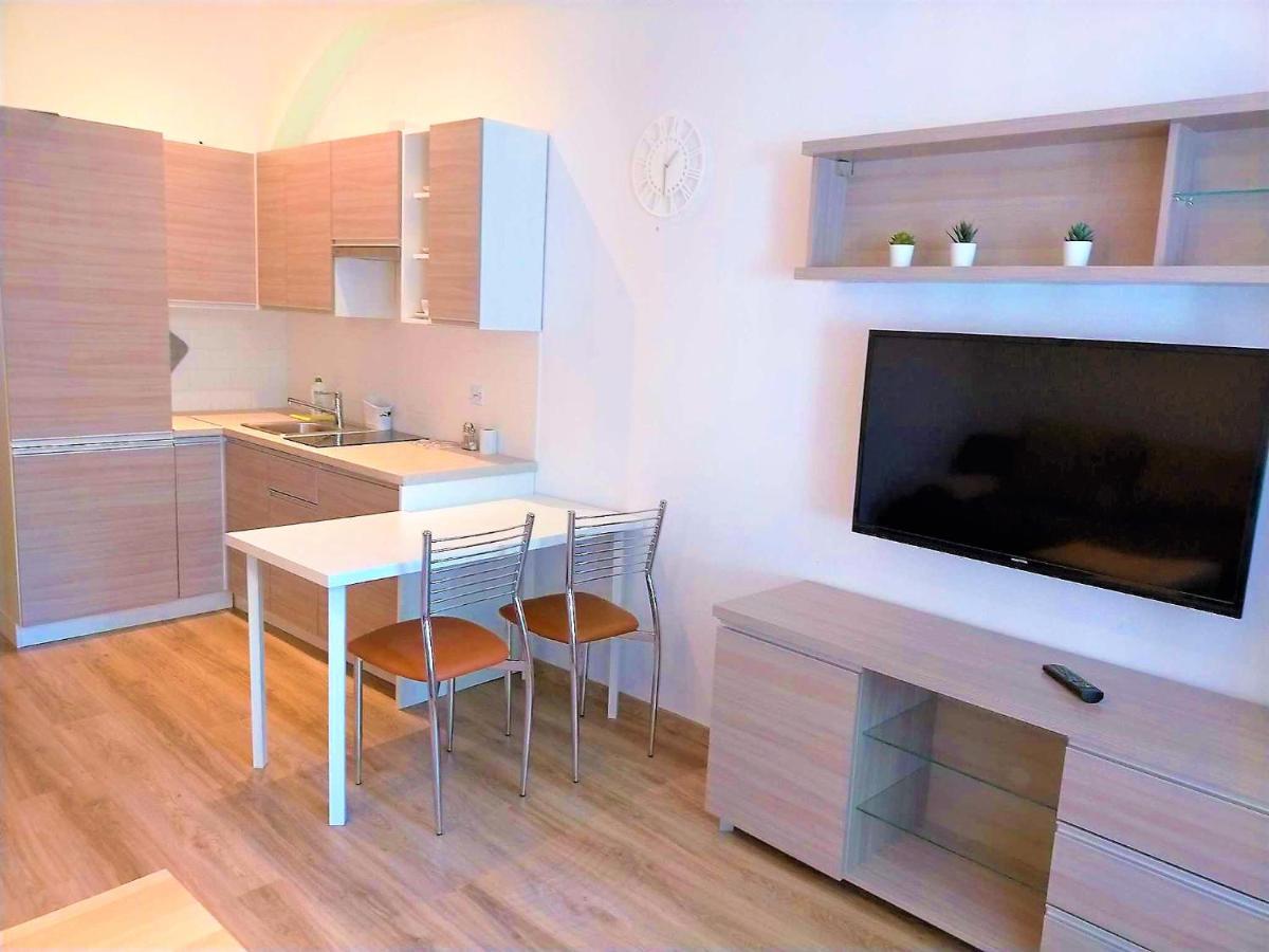 Zyblikiewicza Friendly Apartment 2 Krakau Buitenkant foto